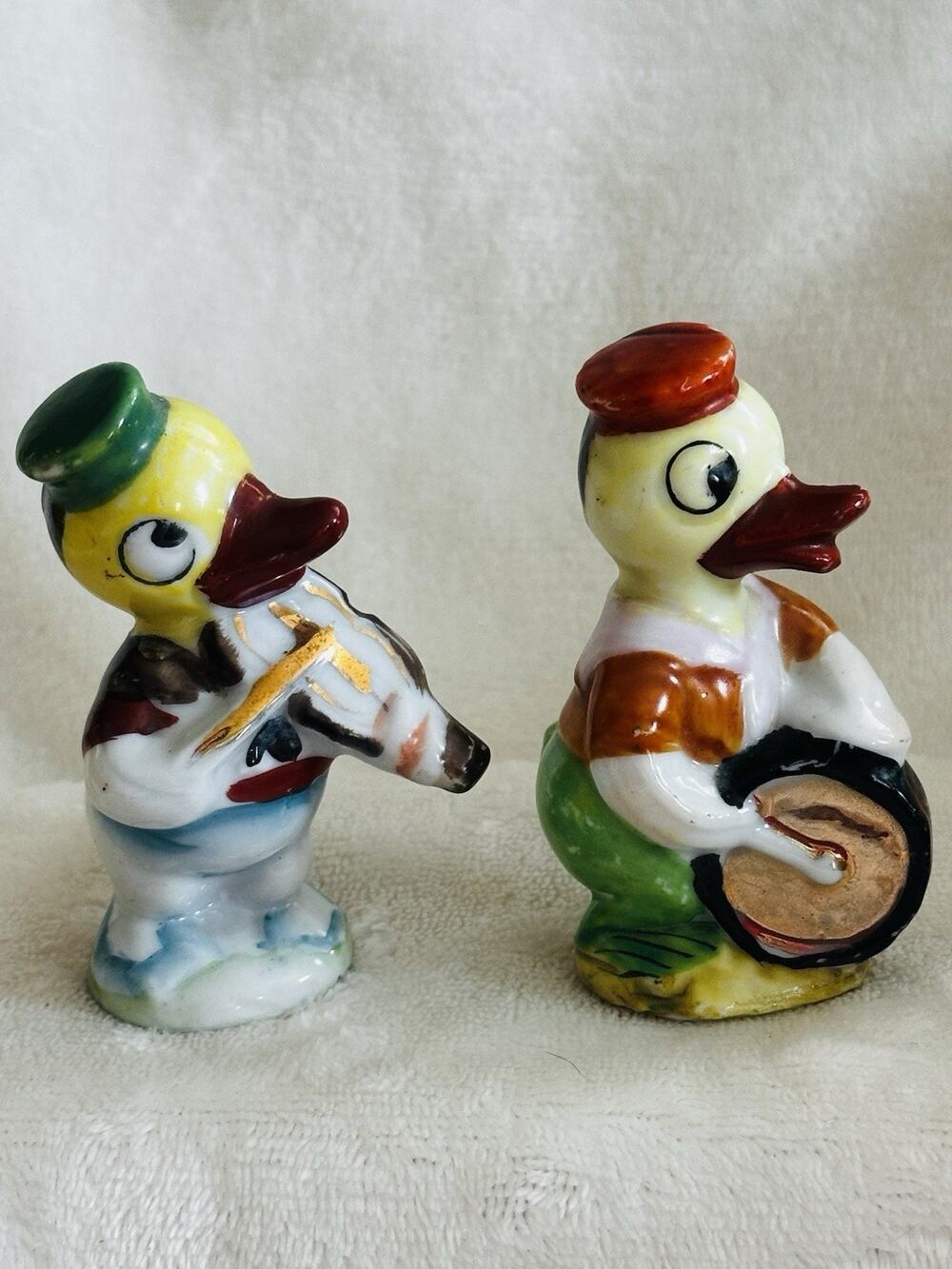 Set Of 2 Vtg Donald Duck Musician Ceramic Figurines Occupied Japan 3” Collector
